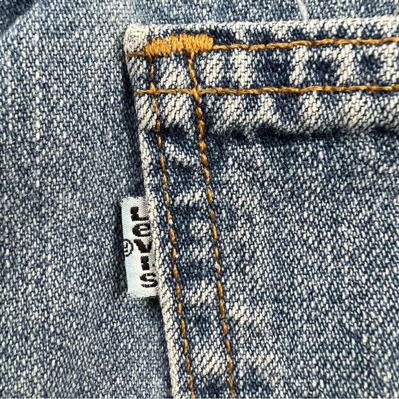 Vintage Levi’s 10965 USA Made Denim Cutoff Shorts - Picture 6 of 17